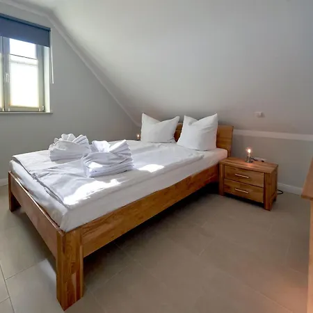 Landhaus Max In Moritzdorf - Luxus Unter Reet Mit Seeblick, Kamin, Sauna