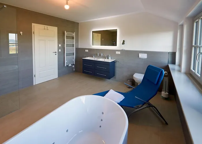 Max In Moritzdorf - Luxus Unter Reet Mit Seeblick, Kamin, Sauna *