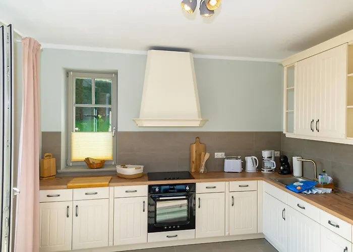 Max In Moritzdorf - Luxus Unter Reet Mit Seeblick, Kamin, Sauna 컨트리하우스